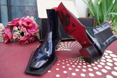 Lunarto Klasik Erkek Bot Modeli